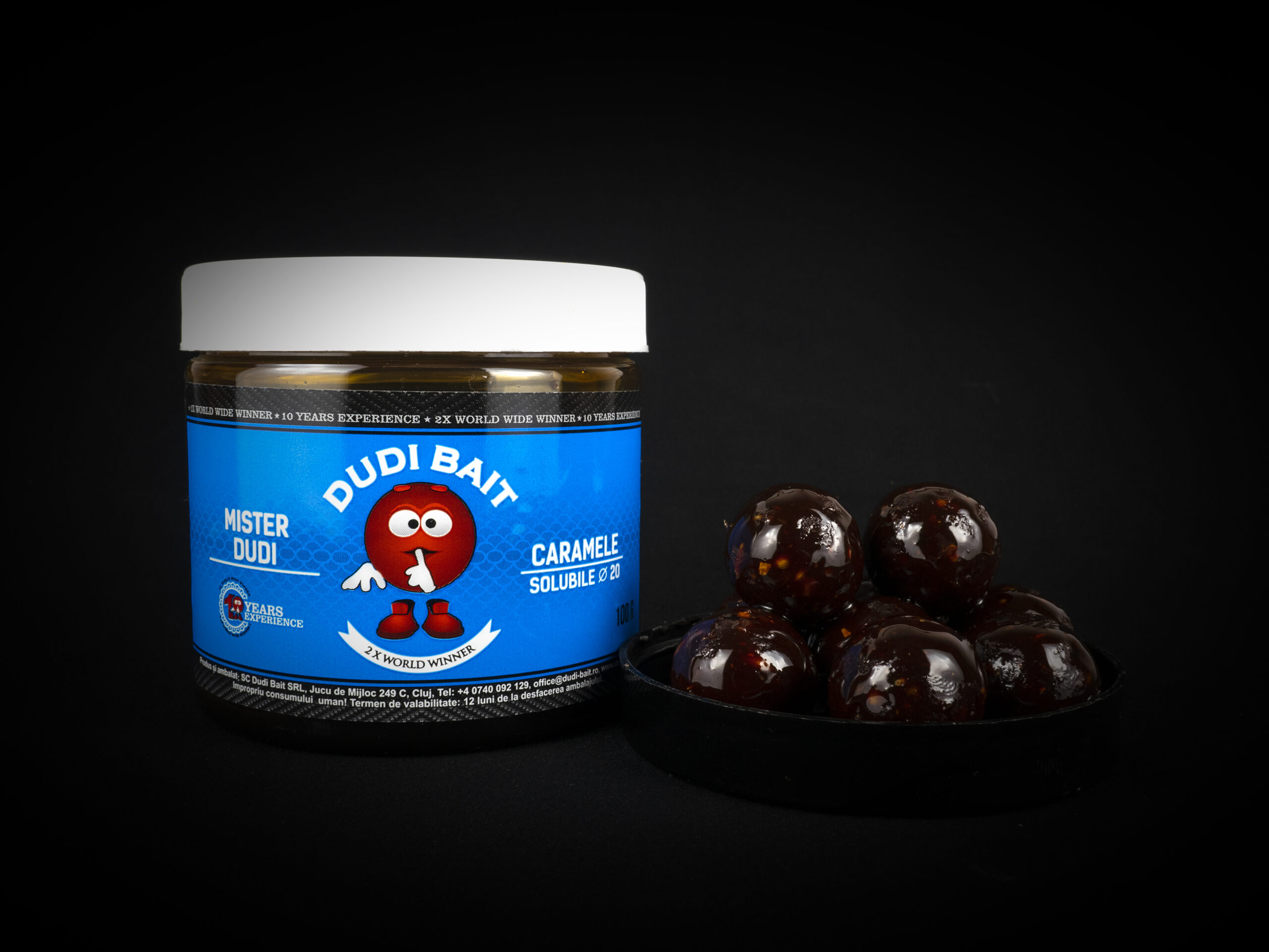 dudibaitmisterdudicaramelenou-scaled-1.jpg Boilies Tare de Carlig Dudi Bait Mister Red Caramele, Squid&Cranberry, 16mm 100g - imagine 1